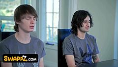 Curvy MILF begs for creampie breeding before college trip