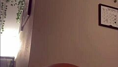 watch me twerk this fat california ass and juicy pussy for you