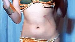 bonneyuwu rocks sexy leia cosplay from star wars