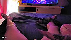 Madrasta delivers long nails handjob to explosive orgasm pov