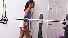 Amateur ebony babe turns gym workout into hardcore fucking session