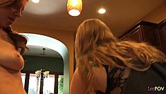 Lesbians Toy Anal Gaping with Toys and Licks