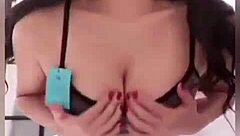 i feel so beautiful in this moment