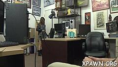 Hey who's winning this shop gangbang fuck contest? 🔥🍆