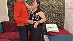 Pizza Guy Pounds Indian Lady's Big Ass for Free Pie!