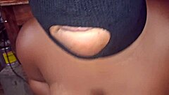 gostosa evangélica deepthroats under table cums on huge tits