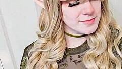 Kimmi Rims Asshole Deep Before Swallowing Cum Load