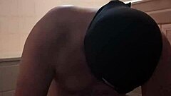 FRENCH FEMDOM SLAVE LICKS MATURE PUSSY