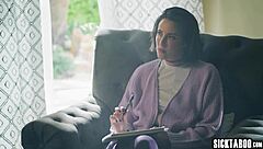 Kira Noir straps on to fuck Casey Calvert's big ass deep