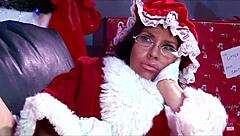 Daphne Rosen Double Penetrated Christmas Cum Facial