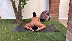 Pregnant Medusa Stretches Curvy Ebony Body In Outdoor Naked Yoga