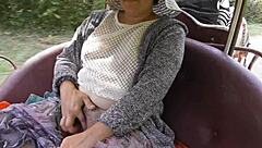 Wow, hairy mature upskirt flash on carriage ride!