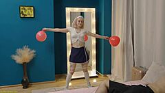 cute flexible girlfriend stretches for deep anal pounding