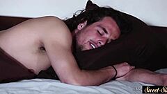 how does dicksucking babe make boyfriend explode?