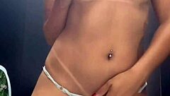 i get so horny masturbating in crowded gym.