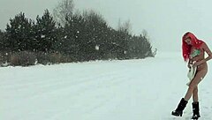 wanna see my shaved pussy flash outdoors in garden?