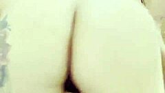 my sexy blonde ass pops in tight leggings