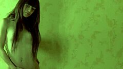 Girlfriend's Jeans Tease Makes You Want Her Now?