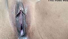 Look at my juicy wet pussy getting so sticky naked and ready for hot sex!