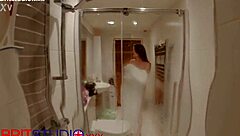 hey neighbour, peek at my curvy body dripping wet in the shower 💦😏