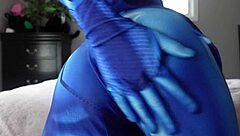 samus in cosplay lets out dirty farts during hot roleplay
