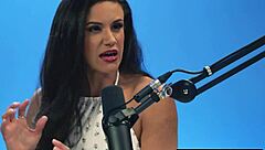 up close penny barber milf orgasms in solo masturbation