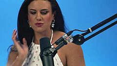 up close penny barber milf orgasms in solo masturbation