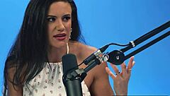 up close penny barber milf orgasms in solo masturbation