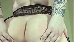 spanking my pale phat ass pink over and over 🔥🍑