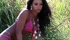 andreia vargas crossdressing escort teases in making of footage