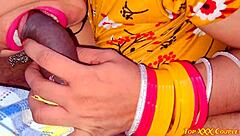 Hey neighbor, this hot housewife wants your cum in her mouth during our fun