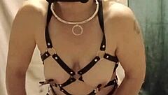 french bdsm slave bound harnais auto submission session