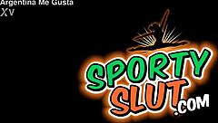 huge puffy cameltoe babe shows off big round ass in yoga spandex