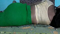 desi sanjana aunty flaunts her juicy big ass seductively