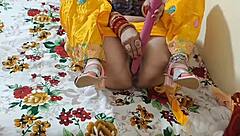 indian stud bangs hot wife dirty hindi moans