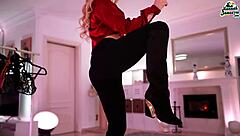 Wow Hannahjames710's Sexy Thong Panties Tease!