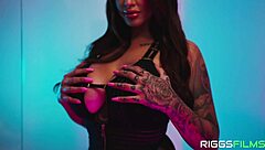 huge tits blonde milf jordan millicent rides massive cock wildly