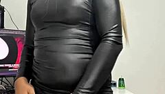 linda's rich operated transsexual crossdressing allure