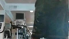 21-Year-Old Fitness Workout Solo