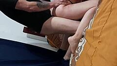 pareja casera disfrutando rico sexo con ass worship y domination latina curves
