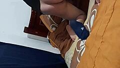 pareja casera disfrutando rico sexo con ass worship y domination latina curves