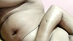 i'm shaking from this indian aunty's wild country hardcore pounding