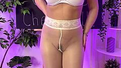 nylon pantyhose clings to my fetish cravings