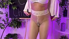 nylon pantyhose clings to my fetish cravings