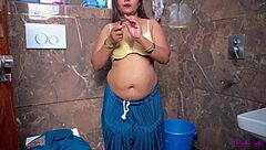 CHACHI Loves BHATIJA'S Big Cock And Rides Ass Wild!