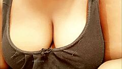 Indian Big Tits Beauty Shows Off Her Boobs