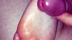 Girlfriend's Soft Feet Milk Explosive Cumshot Footjob