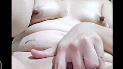 Mastúrbate conmigo, sexy young mexican amateur teases her juicy ass solo