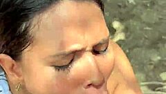 caught giving a sneaky outdoor blowjob pillada style