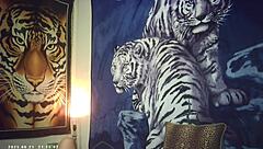 wanna watch maxxx loadz the muscular italian pornstar stroke backstage with the machine motion fucking toy?